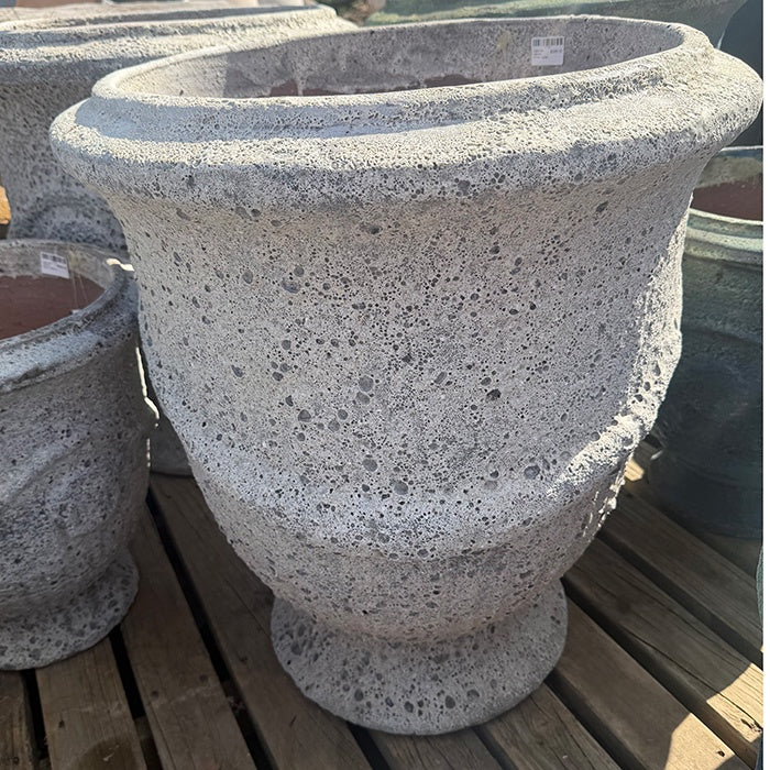 Helia Urn Atlantis White