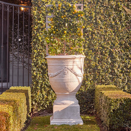 Verona Urn & Pedestal Sandstone